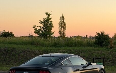 Ford Mustang VI рестайлинг, 2019 год, 3 210 000 рублей, 2 фотография