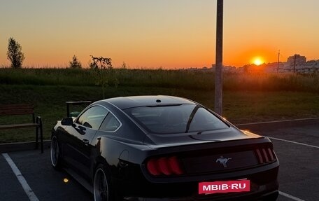 Ford Mustang VI рестайлинг, 2019 год, 3 210 000 рублей, 6 фотография