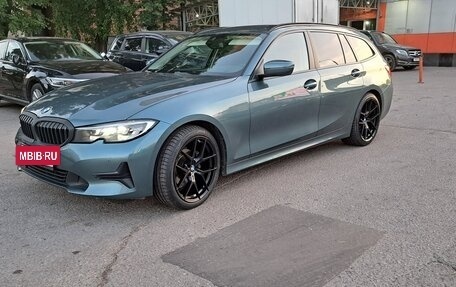 BMW 3 серия, 2019 год, 2 730 000 рублей, 2 фотография