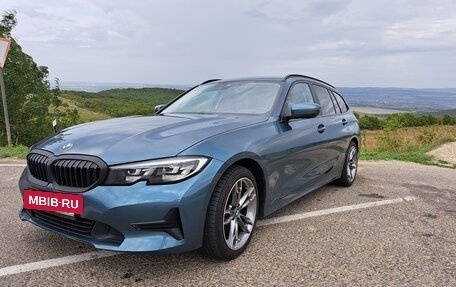 BMW 3 серия, 2019 год, 2 730 000 рублей, 7 фотография