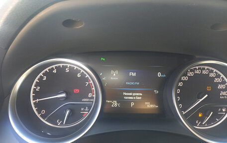 Toyota Camry, 2018 год, 3 100 000 рублей, 10 фотография