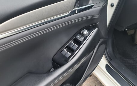 Mazda 6, 2018 год, 2 249 000 рублей, 11 фотография