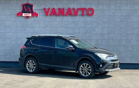 Toyota RAV4, 2018 год, 2 600 000 рублей, 3 фотография