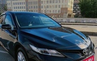Toyota Camry, 2021 год, 2 750 000 рублей, 1 фотография