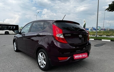 Hyundai Solaris II рестайлинг, 2013 год, 750 000 рублей, 3 фотография