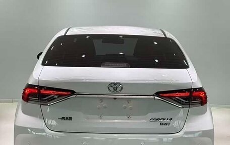 Toyota Corolla, 2022 год, 1 220 003 рублей, 5 фотография