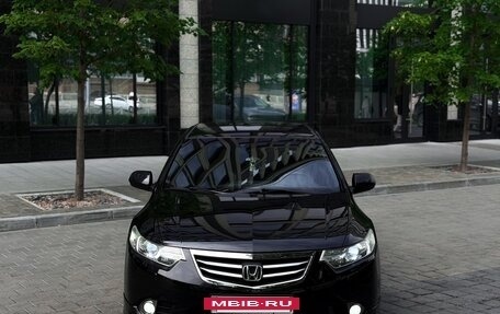 Honda Accord VIII рестайлинг, 2011 год, 1 580 000 рублей, 4 фотография