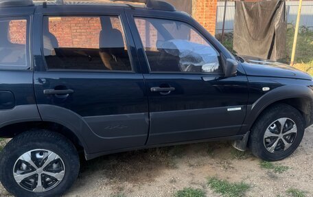 Chevrolet Niva I рестайлинг, 2012 год, 550 000 рублей, 10 фотография