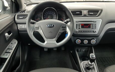 KIA Rio III рестайлинг, 2015 год, 1 099 000 рублей, 5 фотография