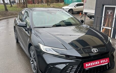 Toyota Camry, 2024 год, 3 900 000 рублей, 3 фотография