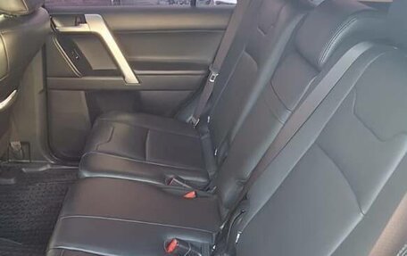 Toyota Land Cruiser Prado 150 рестайлинг 2, 2018 год, 4 650 000 рублей, 8 фотография