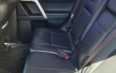 Toyota Land Cruiser Prado 150 рестайлинг 2, 2018 год, 4 650 000 рублей, 12 фотография
