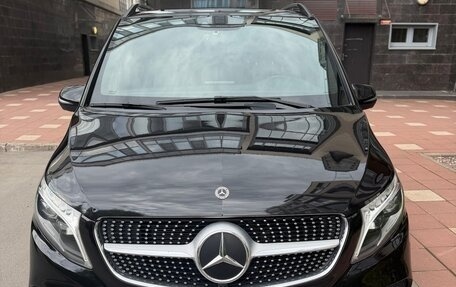 Mercedes-Benz V-Класс, 2021 год, 5 249 000 рублей, 2 фотография