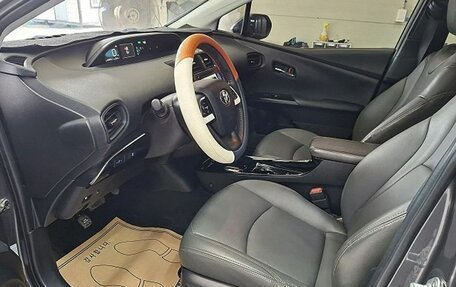Toyota Prius IV XW50, 2018 год, 1 450 002 рублей, 6 фотография