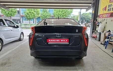 Toyota Prius IV XW50, 2018 год, 1 450 002 рублей, 5 фотография