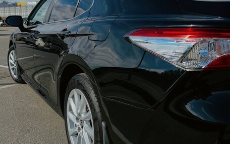 Toyota Camry, 2021 год, 2 750 000 рублей, 4 фотография