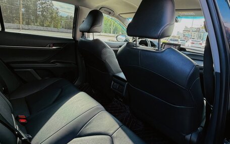 Toyota Camry, 2021 год, 2 750 000 рублей, 11 фотография