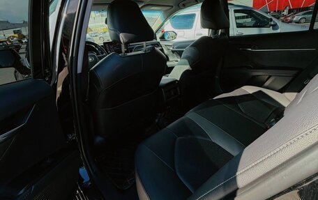 Toyota Camry, 2021 год, 2 750 000 рублей, 16 фотография