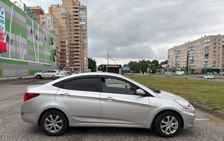 Hyundai Solaris II рестайлинг, 2013 год, 950 000 рублей, 3 фотография