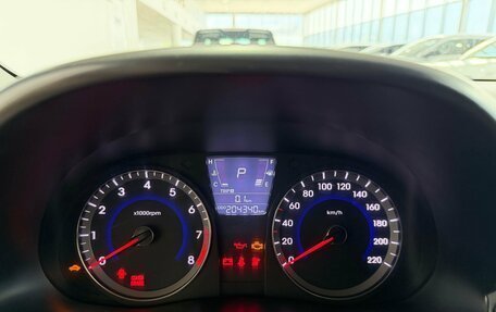 Hyundai Solaris II рестайлинг, 2012 год, 850 000 рублей, 14 фотография