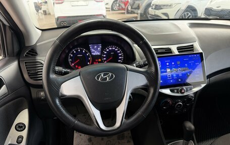 Hyundai Solaris II рестайлинг, 2012 год, 850 000 рублей, 16 фотография