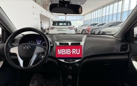Hyundai Solaris II рестайлинг, 2012 год, 850 000 рублей, 12 фотография