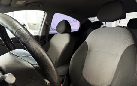 Hyundai Solaris II рестайлинг, 2012 год, 850 000 рублей, 32 фотография