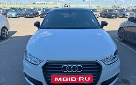 Audi A1, 2015 год, 1 050 000 рублей, 8 фотография