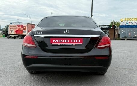Mercedes-Benz E-Класс, 2017 год, 2 200 000 рублей, 4 фотография