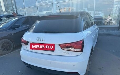 Audi A1, 2015 год, 1 050 000 рублей, 16 фотография