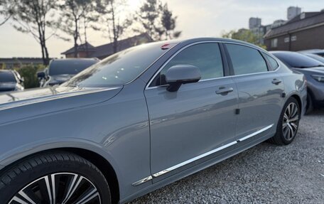 Volvo S90 II рестайлинг, 2024 год, 5 650 000 рублей, 5 фотография