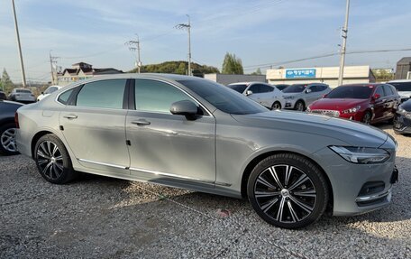 Volvo S90 II рестайлинг, 2024 год, 5 650 000 рублей, 4 фотография