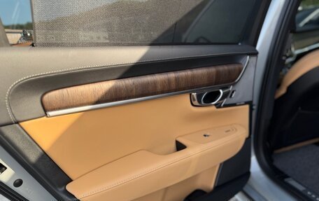 Volvo S90 II рестайлинг, 2024 год, 5 650 000 рублей, 40 фотография