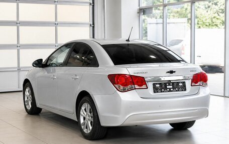Chevrolet Cruze II, 2014 год, 900 000 рублей, 4 фотография