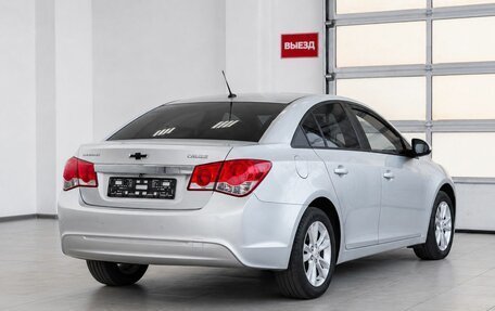 Chevrolet Cruze II, 2014 год, 900 000 рублей, 6 фотография