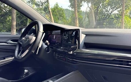 Volkswagen Golf VIII, 2022 год, 1 690 098 рублей, 11 фотография