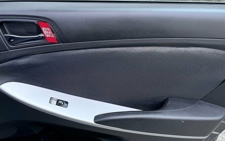 Hyundai Solaris II рестайлинг, 2013 год, 660 000 рублей, 17 фотография