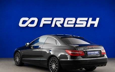 Mercedes-Benz E-Класс, 2011 год, 1 049 055 рублей, 2 фотография