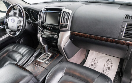 Toyota Land Cruiser 200, 2014 год, 4 399 000 рублей, 13 фотография
