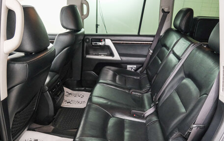 Toyota Land Cruiser 200, 2014 год, 4 399 000 рублей, 22 фотография