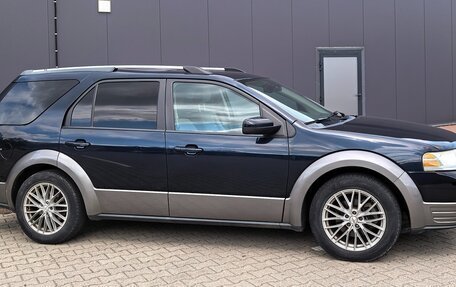 Ford Taurus X, 2007 год, 900 000 рублей, 3 фотография