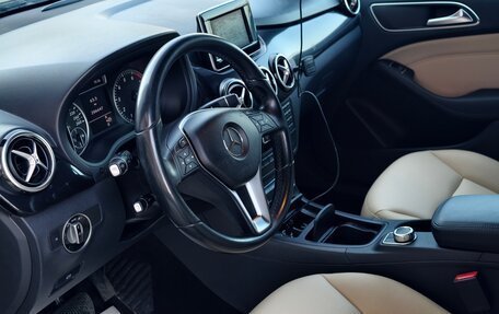 Mercedes-Benz B-Класс, 2014 год, 1 150 000 рублей, 6 фотография
