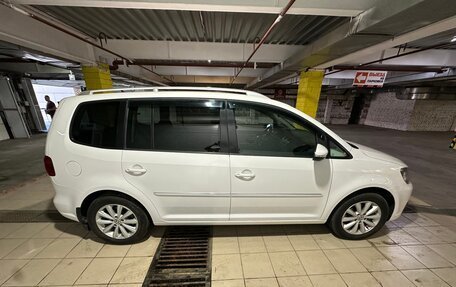 Volkswagen Touran III, 2012 год, 1 170 000 рублей, 6 фотография