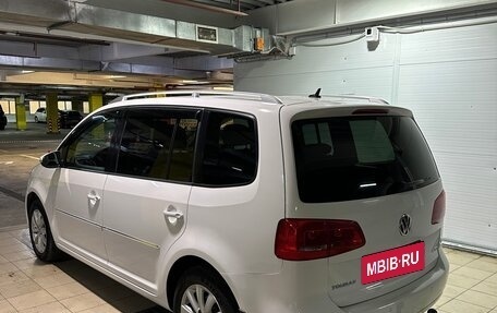 Volkswagen Touran III, 2012 год, 1 170 000 рублей, 3 фотография