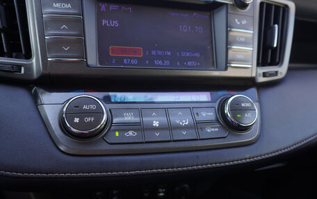Toyota RAV4, 2013 год, 1 654 000 рублей, 15 фотография