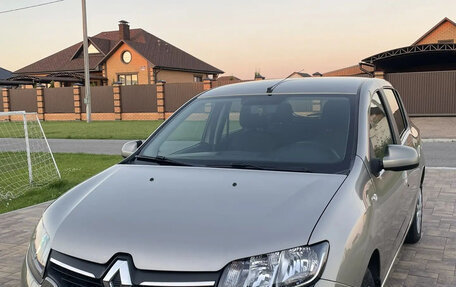 Renault Sandero II рестайлинг, 2015 год, 743 000 рублей, 2 фотография