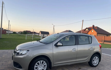 Renault Sandero II рестайлинг, 2015 год, 743 000 рублей, 6 фотография