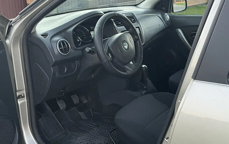 Renault Sandero II рестайлинг, 2015 год, 743 000 рублей, 12 фотография