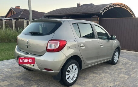 Renault Sandero II рестайлинг, 2015 год, 743 000 рублей, 10 фотография