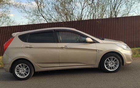 Hyundai Solaris II рестайлинг, 2013 год, 750 000 рублей, 5 фотография